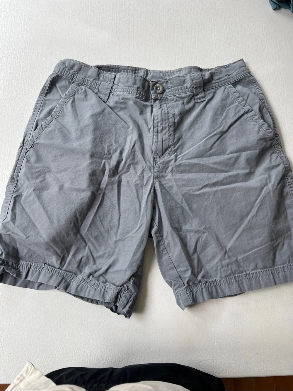 Columbia Men's Light Gray Flat Front Shorts